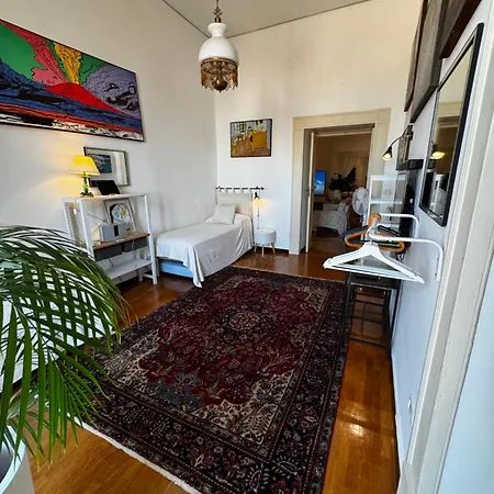 Interno 12 Apartment