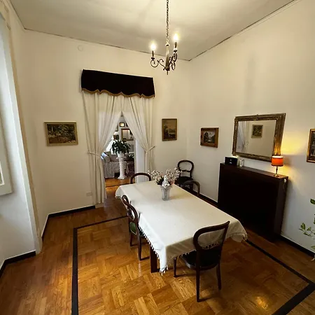 Interno 12 Apartman *